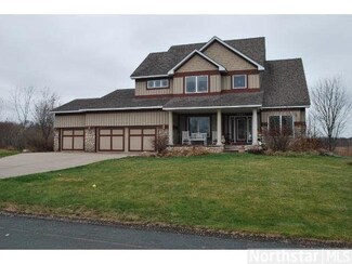 4442 Lily Ave N, Lake Elmo, MN 55042
