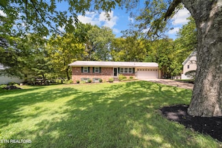 11125 Thornton Dr, Knoxville, TN 37934
