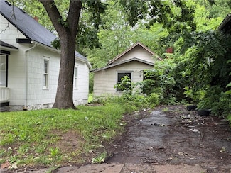 2722 Lister Ave, Kansas City, MO 64128