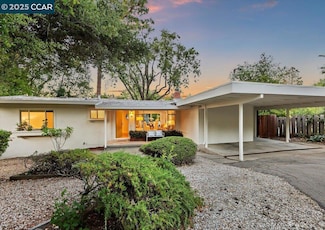32 California Ave, Orinda, CA 94563