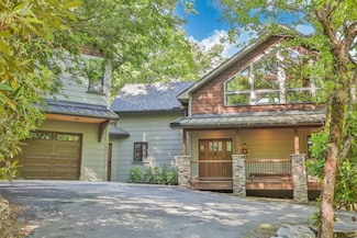 1292 Big Sheepcliff Rd, Cashiers, NC 28717