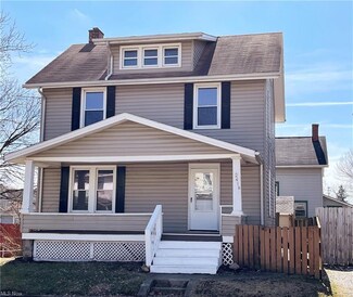 2418 10th St SW, Canton, OH 44710