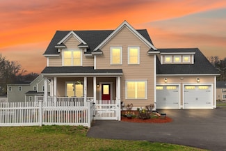 4 Curley Cir, Ayer, MA 01432