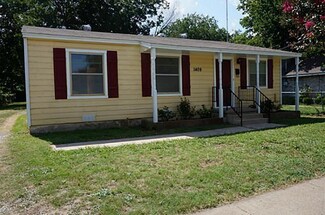 1409 N College St, McKinney, TX 75069