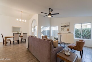72 S Willow Creek St, Chandler, AZ 85225