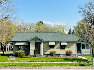308 Washington Ave NW, Fertile, MN 56540