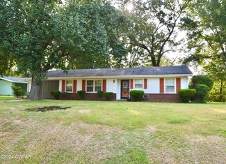 46 Harmony Ln, Jackson, TN 38301