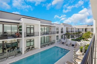 850 Central Ave Unit 303, Naples, FL 34102