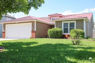 221 Parker Dr, Manhattan, KS 66502