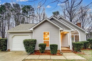 6207 Sunbridge Ct, Charlotte, NC 28269