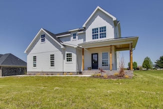 72 Hickory Grove Dr, Morrison, TN 37357