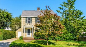 28 Kay Blvd, Newport, RI 02840