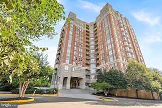 11776 Stratford House Place Unit 304, Reston, VA 20190