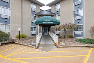 3305 Sunset Ave Unit 325, Waukegan, IL 60087