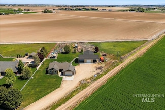 19250 Quarter Mile Ln, Caldwell, ID 83607