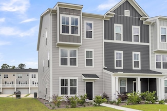 332 Herty Park Dr, Moncks Corner, SC 29461