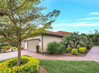 8209 Lucello Terrace W, Naples, FL 34114