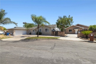 14230 Calahan St, Panorama City, CA 91402