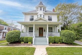 2825 Laclede Station Rd, Saint Louis, MO 63143