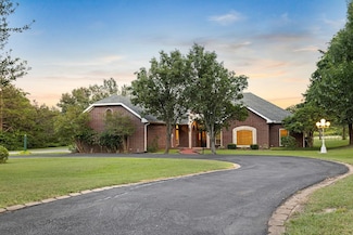 106 Glenwood Dr, Denison, TX 75020