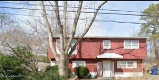 1008 Halliard Ave, Beachwood, NJ 08722