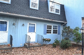 61 Taylor Ave Unit D, Bethel, CT 06801