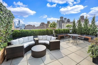 135 W 14th St Unit PH, New York, NY 10011