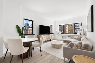 357 E 57th St Unit 16B, New York, NY 10022