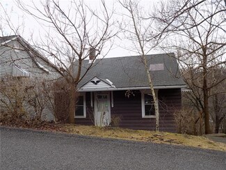 184 Old Pike Rd, Freeport, PA 16229