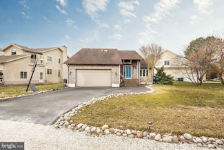 4 Ebbtide Ct, Berlin, MD 21811