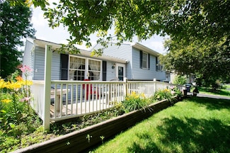 188 Overland Trail, West Henrietta, NY 14586