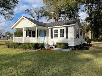 149 1st Bend Rd, Harleyville, SC 29448