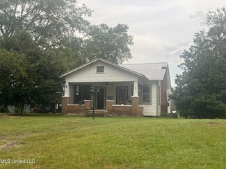 2726 Mississippi 13, Lena, MS 39094