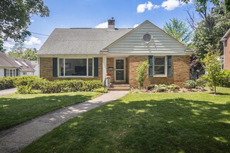 2514 Glenwood Dr, Kalamazoo, MI 49008