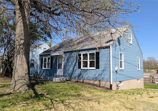 330 N Floridale Ave, Saint Louis, MO 63135