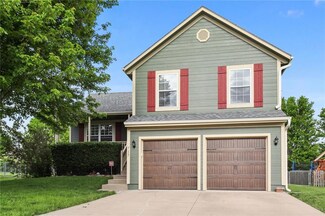 717 Shiloh Dr, Raymore, MO 64083