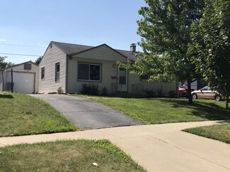 386 Mcclure Ave, Elgin, IL 60123