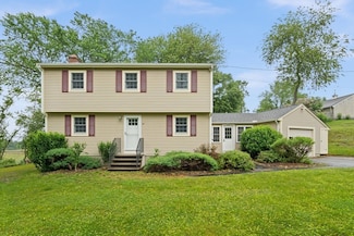 27 Albion Ln, West Newbury, MA 01985