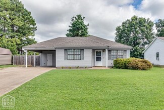 2811 Clifft St, Paragould, AR 72450