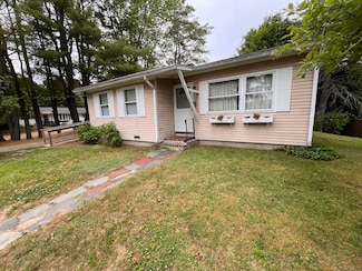 5 Thompson St, Augusta, ME 04330