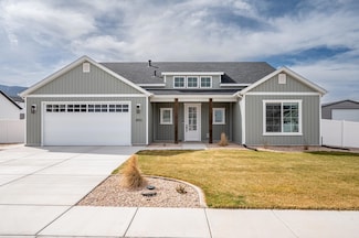 1092 E 4290 N, Enoch, UT 84721