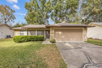 5402 NW 38th Place, Gainesville, FL 32606