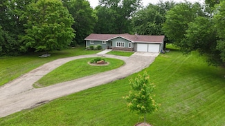 6480 Long Lake Rd, Willmar, MN 56201