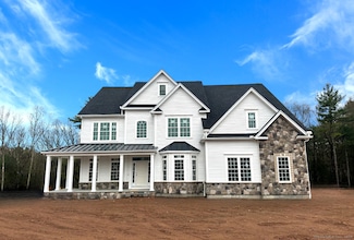 97 Crosby Rd, Glastonbury, CT 06033