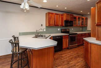 4545 51st St, Des Moines, IA 50310