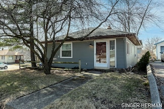 815 Elliott St SE, Grand Rapids, MI 49507