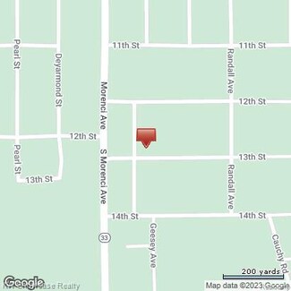 13 13th St, Mio, MI 48647
