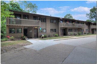 2471 Euclid Heights Blvd, Cleveland Heights, OH 44106