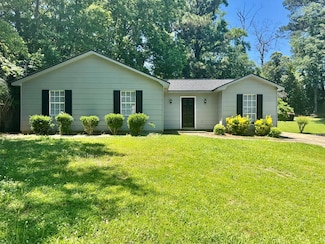 6713 Bradford Dr, Columbus, GA 31909