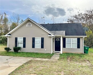 740 Mistral Way, Charlotte, NC 28208